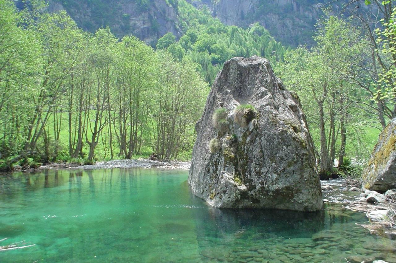 Hotel Ristorante Sasso Remenno Val Masino Екстер'єр фото
