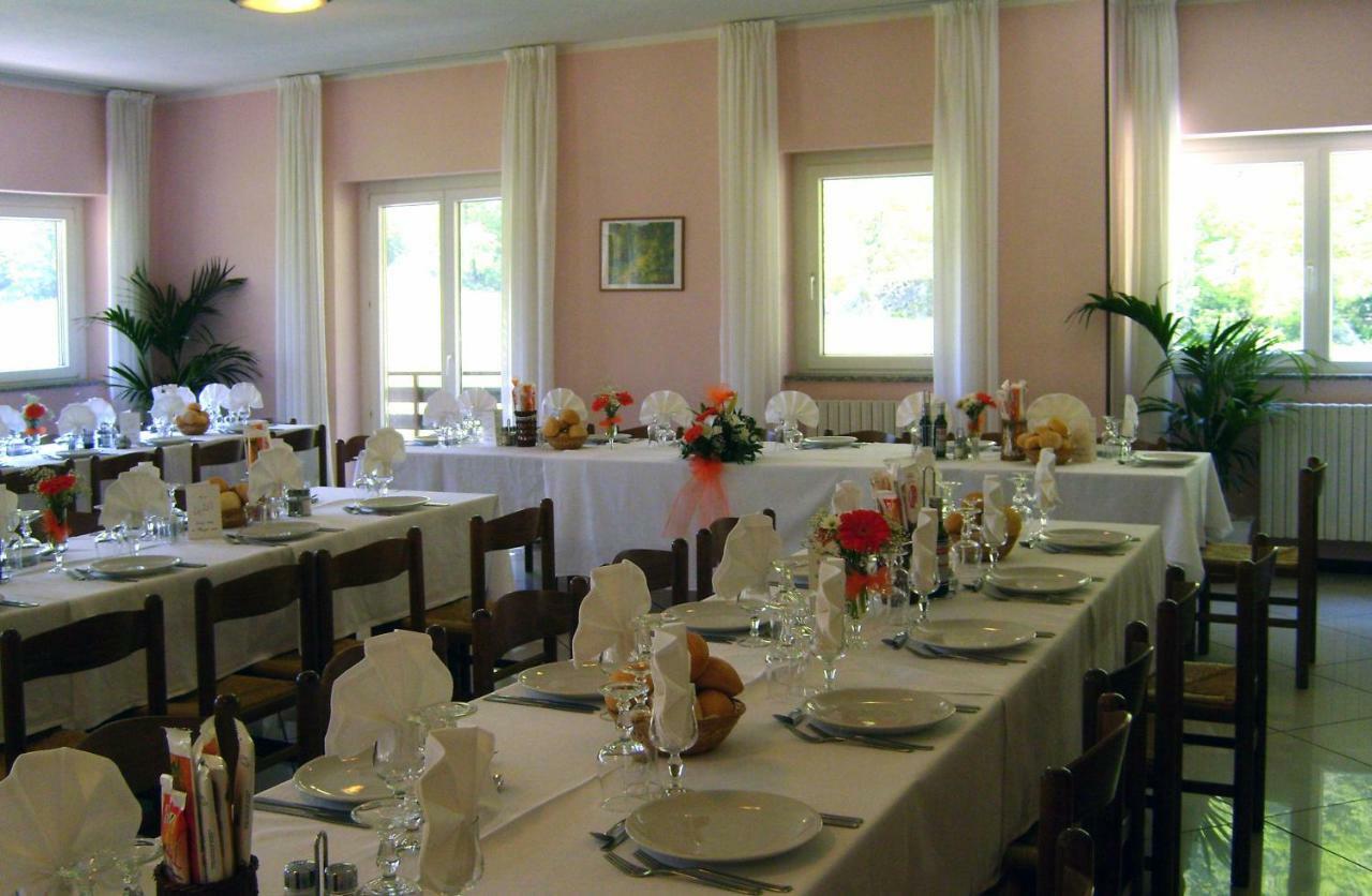 Hotel Ristorante Sasso Remenno Val Masino Екстер'єр фото